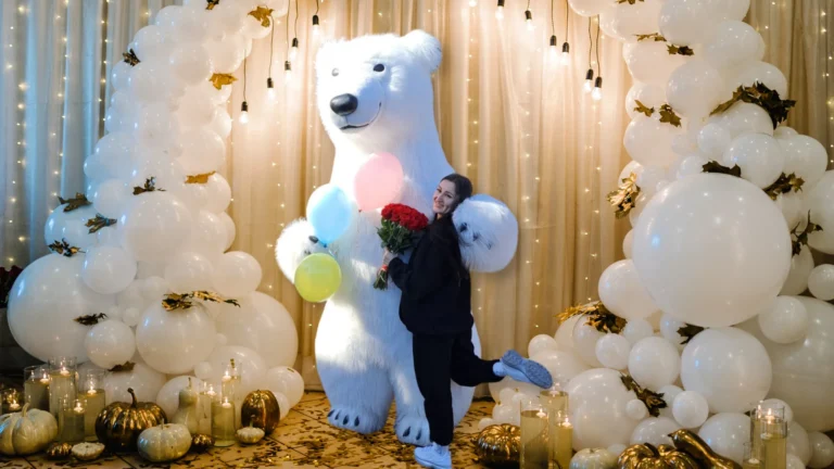 Imposante lebensgroße Figuren für Ihre Feier.